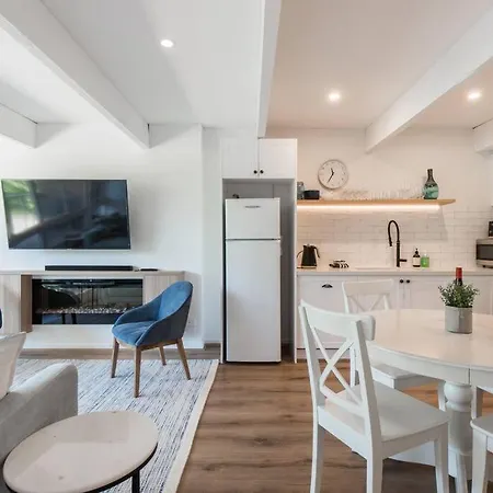 Blairgowrie Beach Townhouse Opposite The Beach! Exterior photo